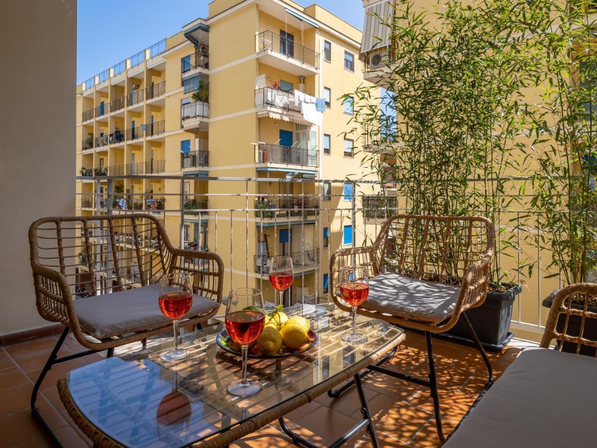 Surya House - Elegant Apartment In סורנטו מראה חיצוני תמונה
